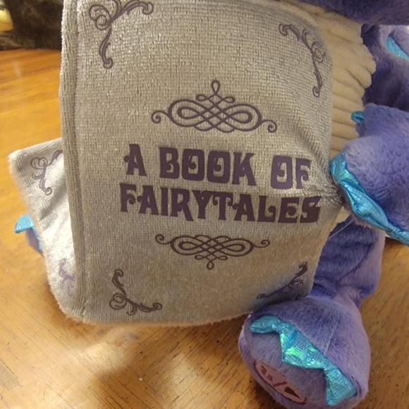 Cuddle Barn Storytelling Friends - Duncan The Storytelling Dragon - Picture 2 of 6